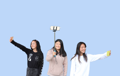 Lynbrook vloggers express themselves online