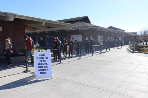 The FUHSD community waits in line for a COVID-19 test at Lynbrook. Testing centers are paid for by the district and have allowed many more to access proper testing.