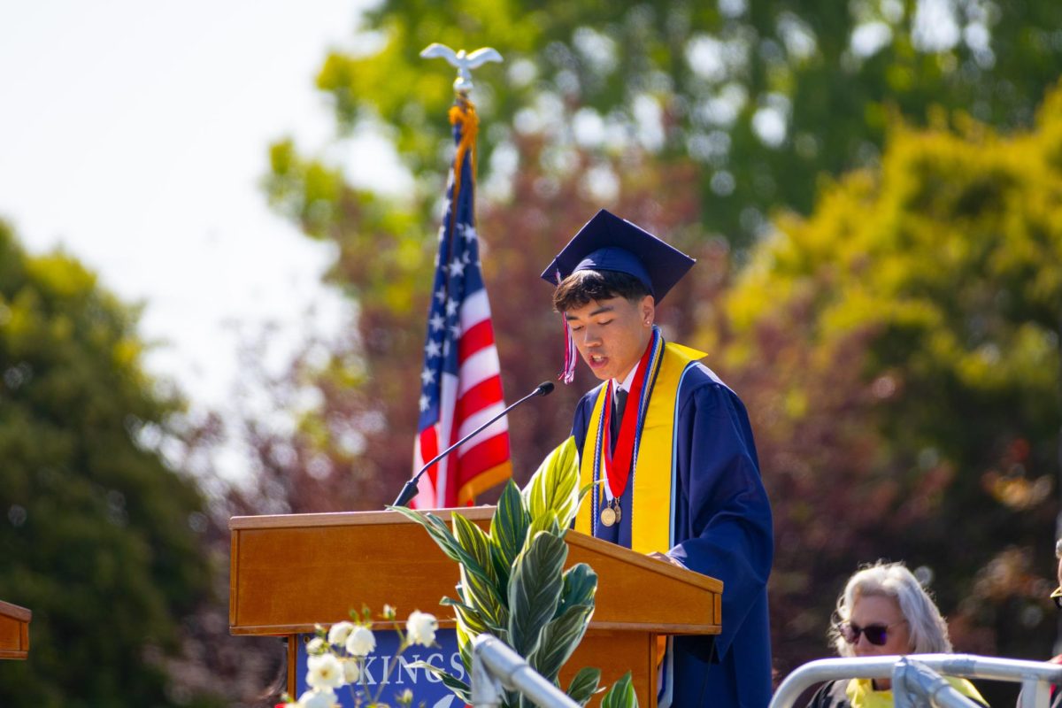 View the full photo gallery at the link in our bio or at bit.ly/gradphotos25.
