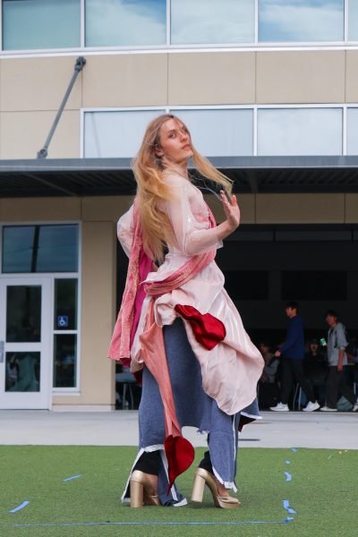 View the full photo gallery at the link in our bio or at bit.ly/indlunchshow25.